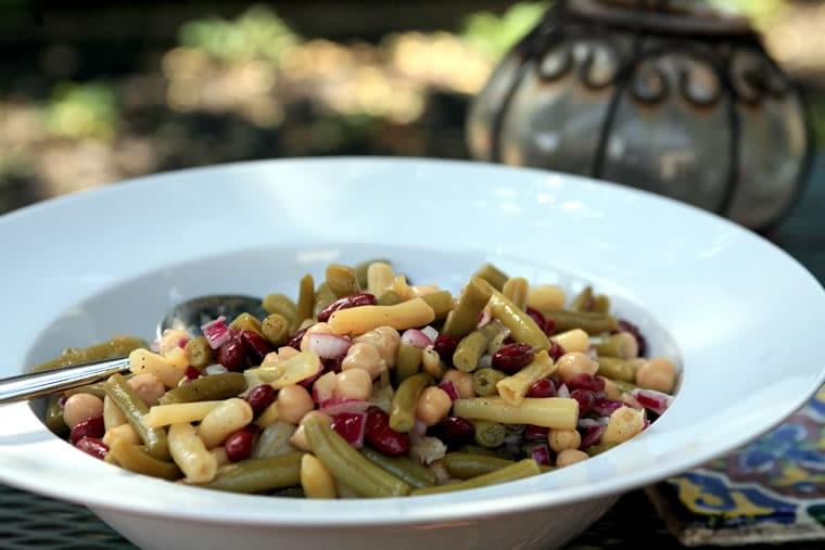 Ricetta Insalata di Quattro Legumi Facilissima per l'Estate