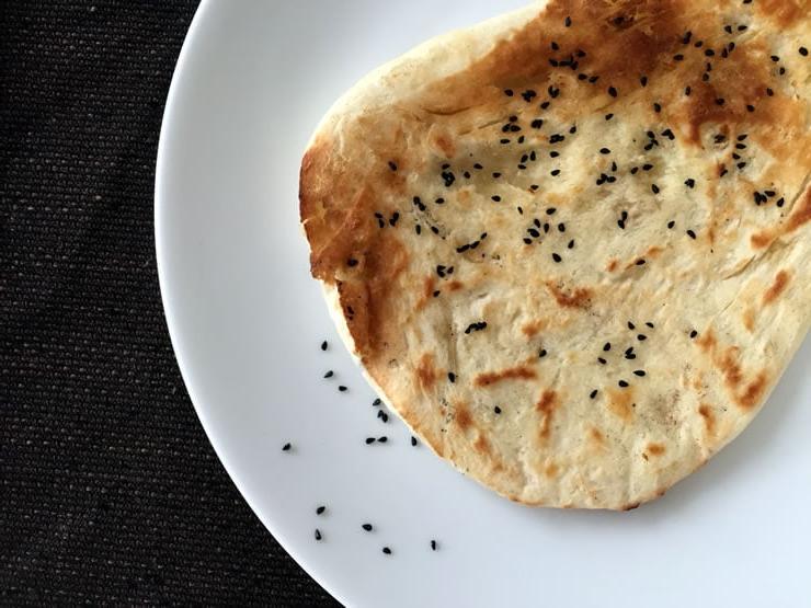 Pane Naan con Semi di Nigella