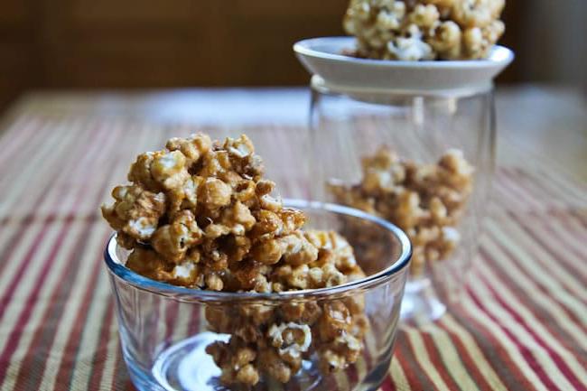 Palline di Popcorn allo Sciroppo d'Acero