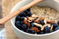 Blueberry and Almond Flax Porridge