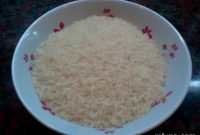 Sweet-Savory Golden Raisin Bacon Pilaf