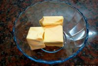 Decadent Dulce de Leche Alfajores