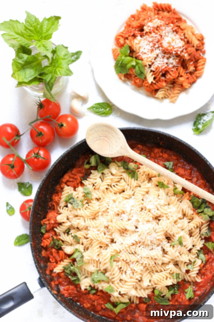 Ground Turkey Bolognese (Gluten-Free, Dairy-Free) Turkey Bolognese with Gluten-free Fusilli Pasta