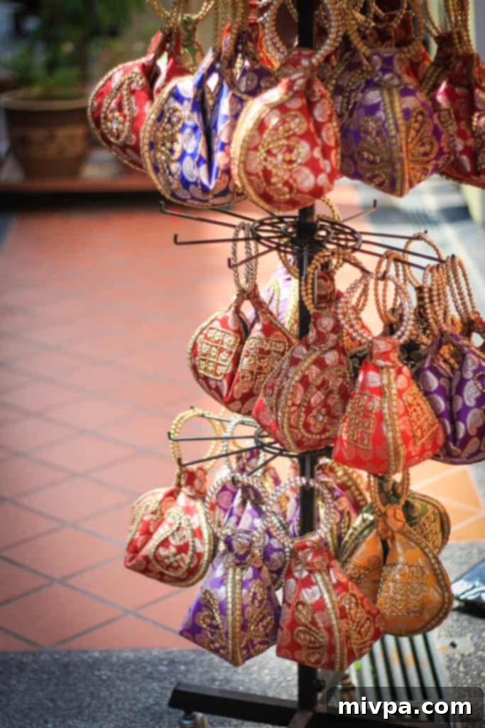 Little India - Colorful scarves and textiles