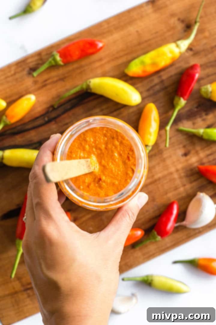 Homemade Sriracha Chili Sauce (Gluten-Free, Paleo)