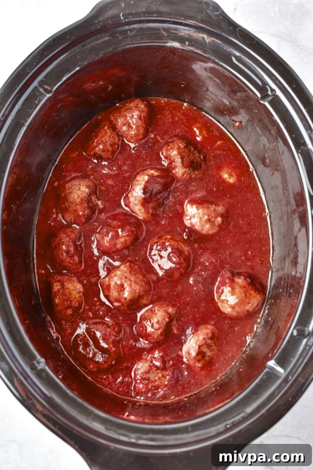 Crockpot Cranberry Meatballs (Gluten-Free, Dairy-Free) Slow cooker cranberry meatballs in crockpot